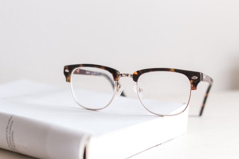 Brille / Sehhilfe